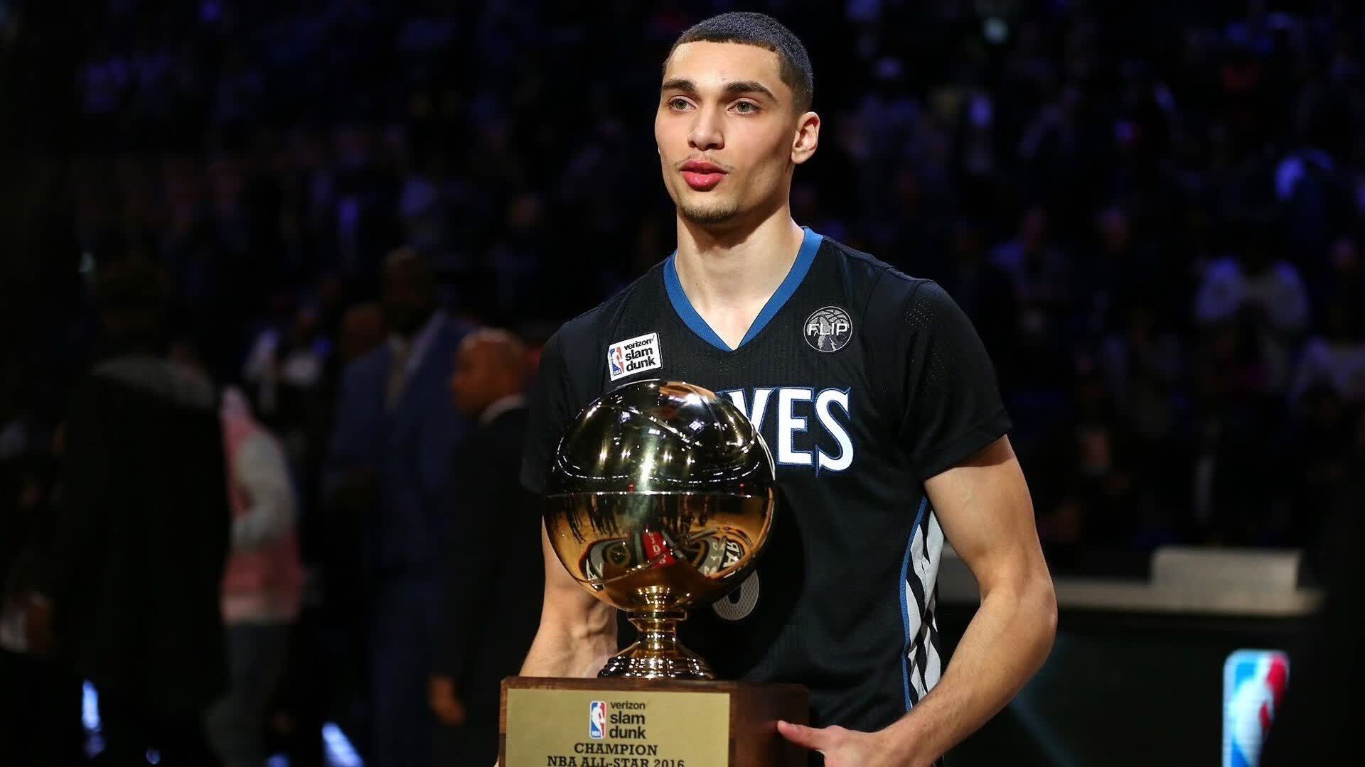 穆雷狂砍70分激战湖人至加时,勒沃库森连夜调整名单备战NBA?库里躺赢挺进下一轮!